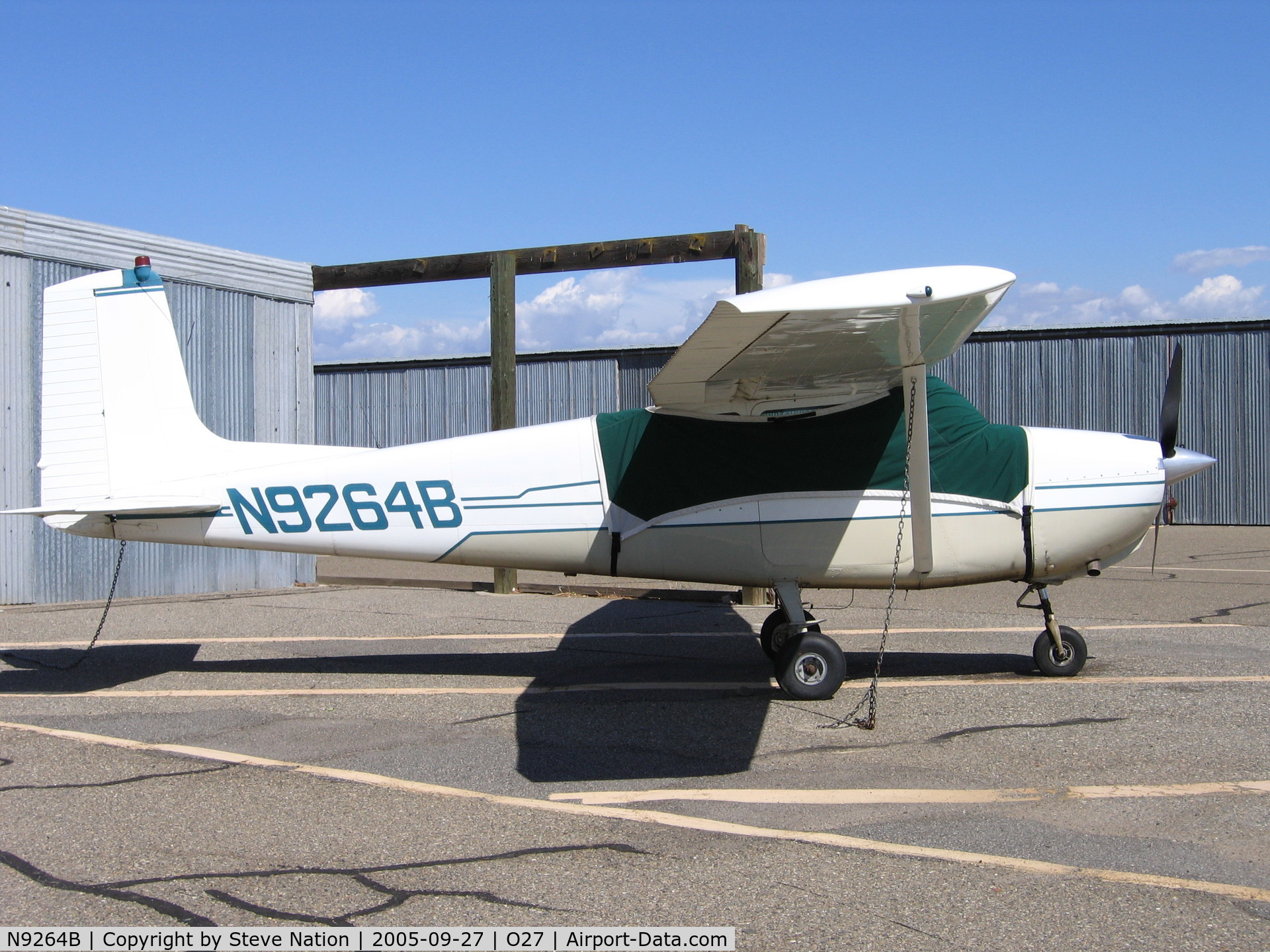 N9264B, 1958 Cessna 175 Skylark C/N 55064, Straight-tail 1959 Cessna 175 @ Oakdale, CA home base (moved go Hollister, CA in 2009)