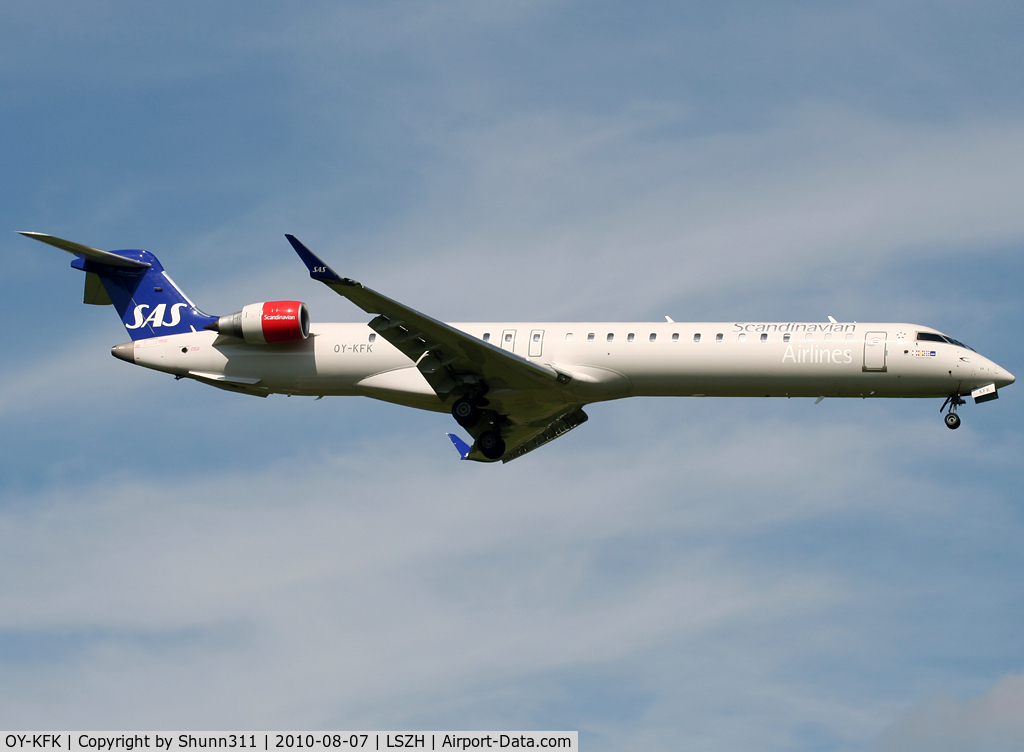 OY-KFK, 2009 Bombardier CRJ-900 (CL-600-2D24) C/N 15244, Landing rwy 14