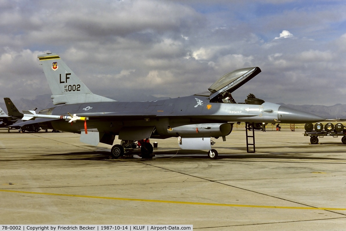 78-0002, 1978 General Dynamics F-16A Fighting Falcon C/N 61-8, flightline at Luke AFB
