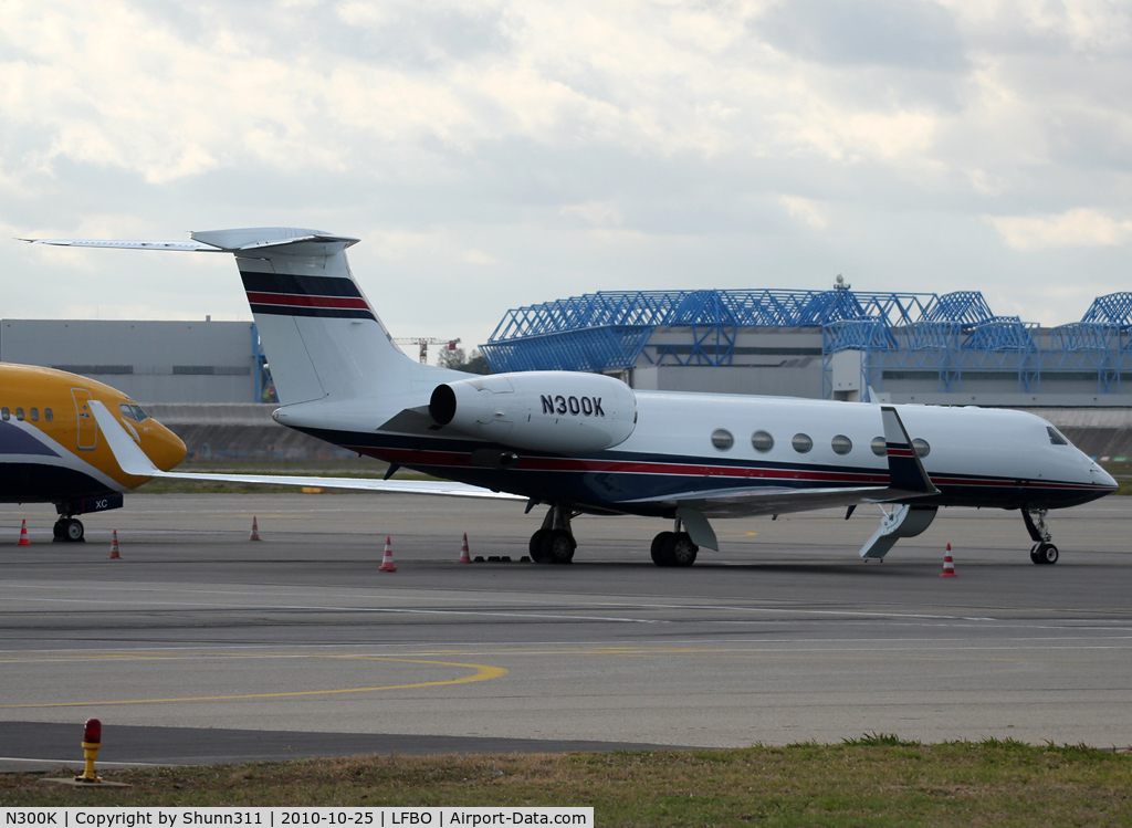 N300K, 1999 Gulfstream Aerospace G-V C/N 587, Parked at the General Aviation area...