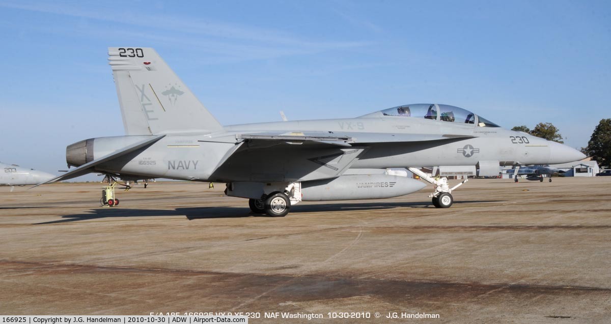 166925, Boeing F/A-18F Super Hornet C/N F181, at NAF Washington