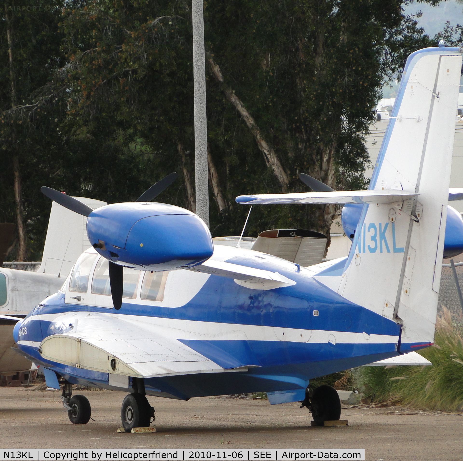 N13KL, 2003 Beriev Be-103 C/N 3301, Wings are missing