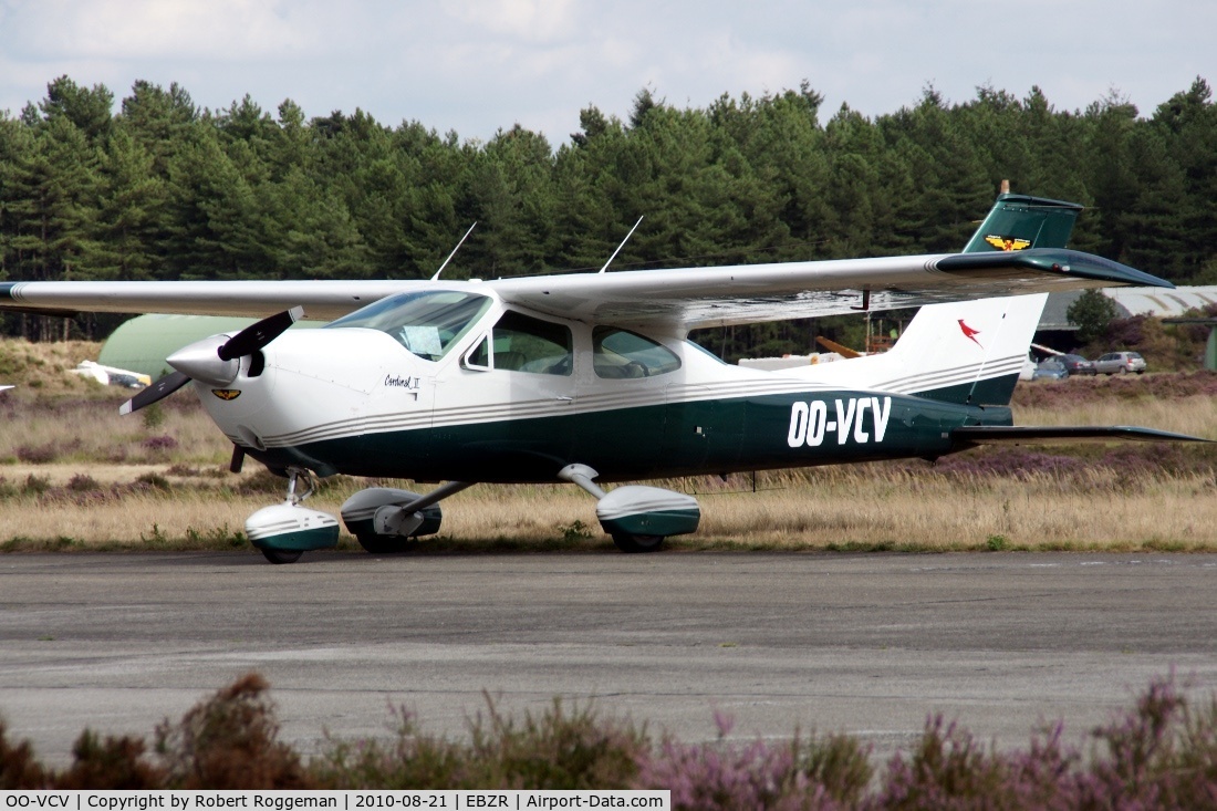 OO-VCV, 1976 Cessna 177B II Cardinal C/N 17702576, Oostmalle Fly in 21-08-2010.
Cessna F.177B.