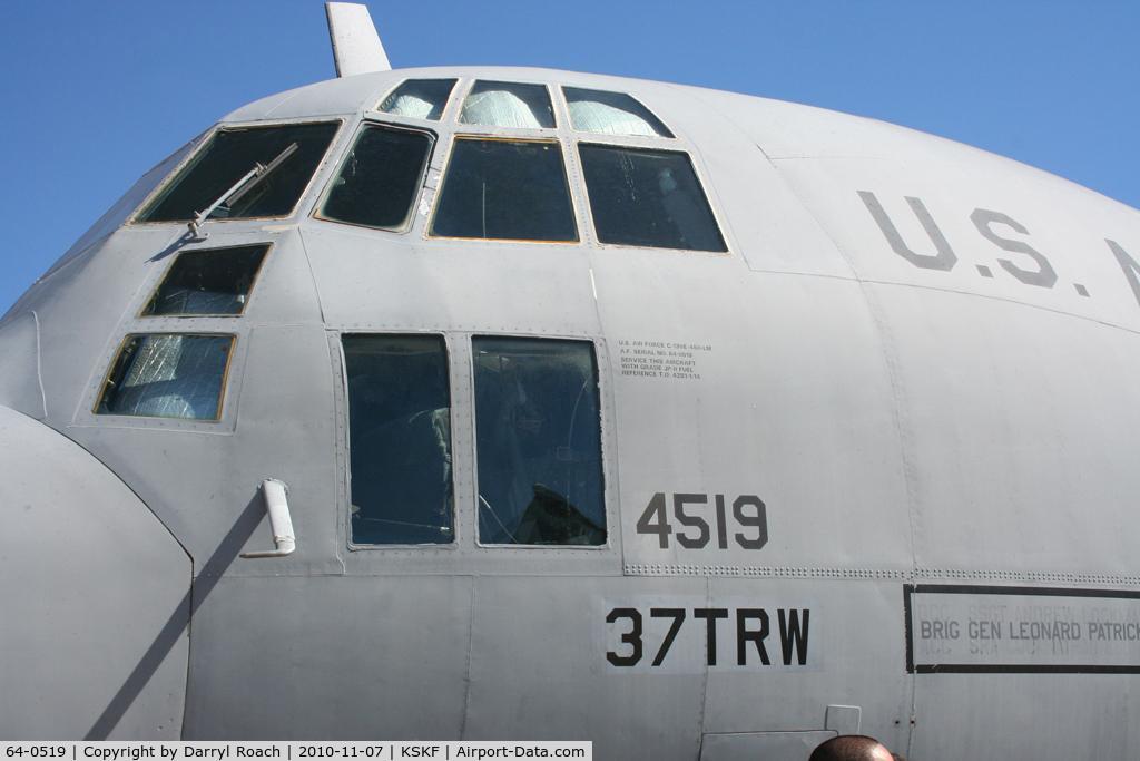 64-0519, 1964 Lockheed C-130E-LM Hercules C/N 382-4003, USAF C130 on display at Airfest.