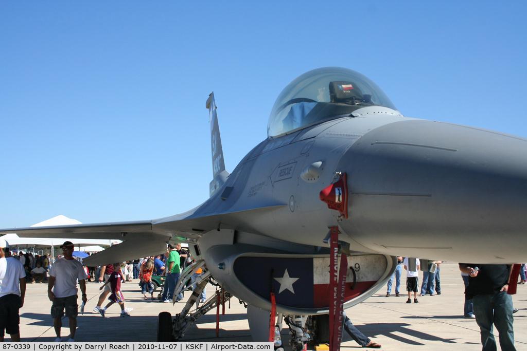 87-0339, 1987 General Dynamics F-16C Fighting Falcon C/N 5C-600, USAF F16 on display at Airfest.