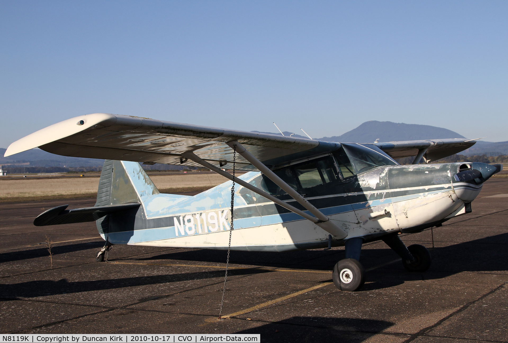 N8119K, 1947 Stinson 108-2 Voyager C/N 108-3119, Looking a little like it was manufactured in 1947!