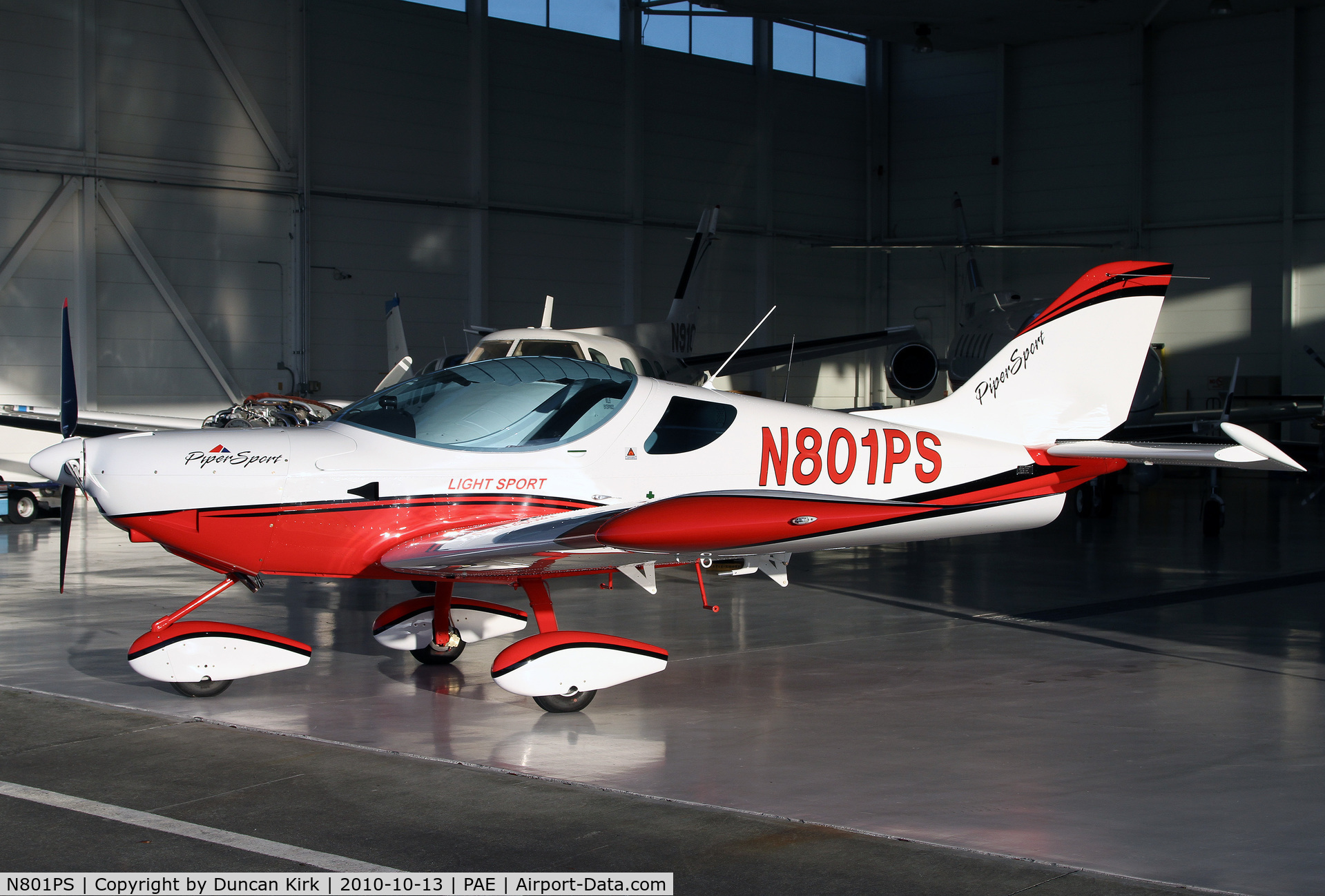 N801PS, SportCruiser (PiperSport) Piper Sport C/N P1001024, A light sport aircraft that you can fly without a current medical certificate