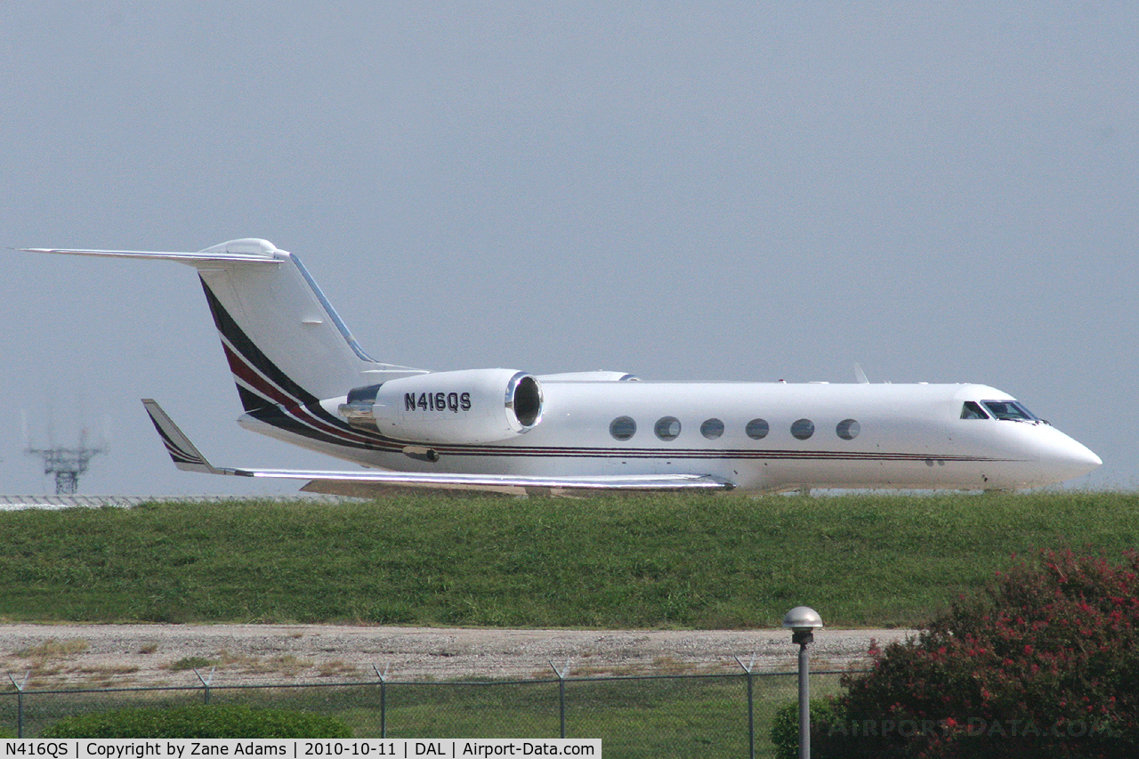 N416QS, 1997 Gulfstream Aerospace G-IV C/N 1316, At Dallas Love Field