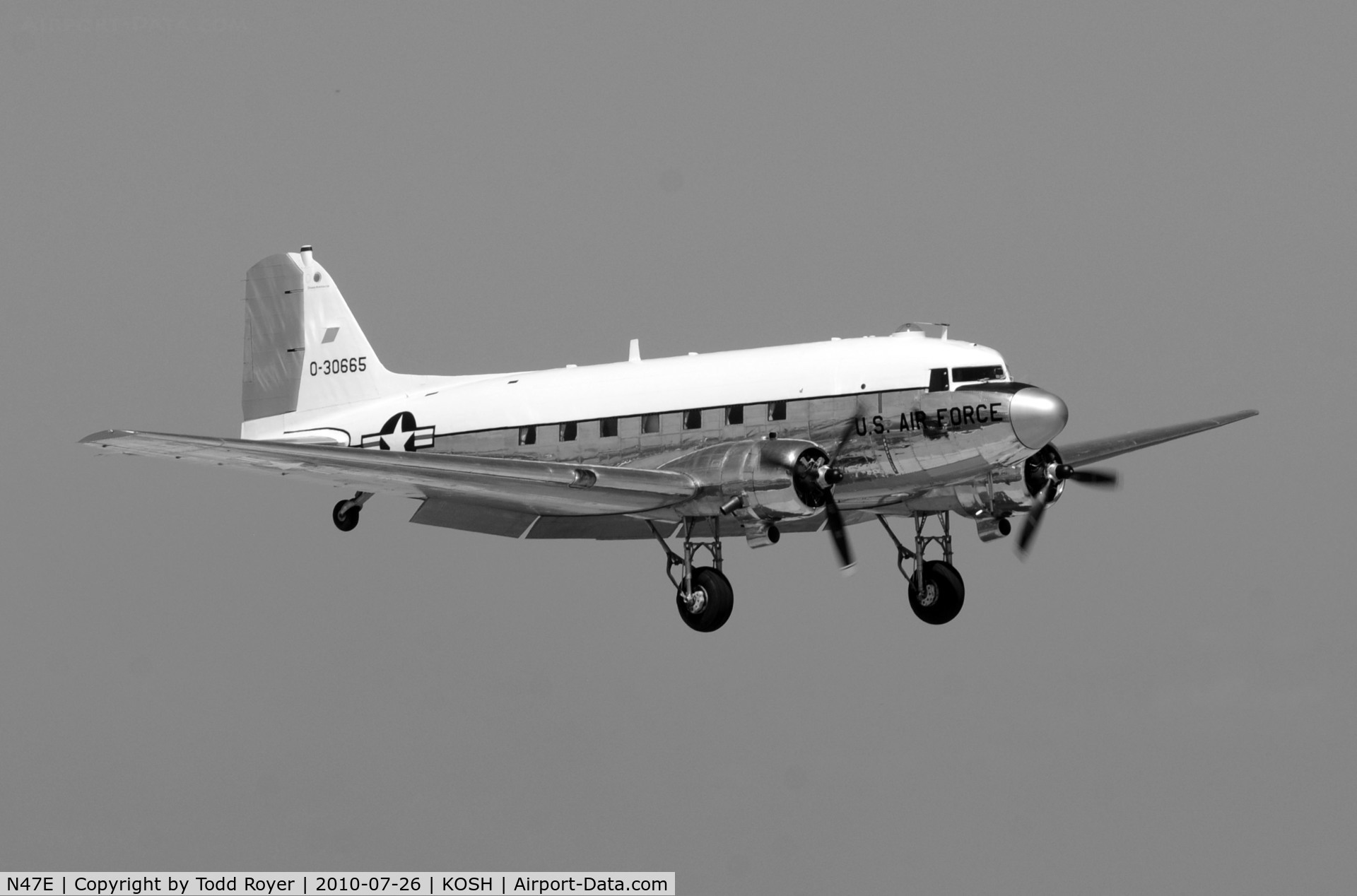 N47E, 1943 Douglas DC-3C (C-47A-60-DL) C/N 13816, EAA AIRVENTURE 2010