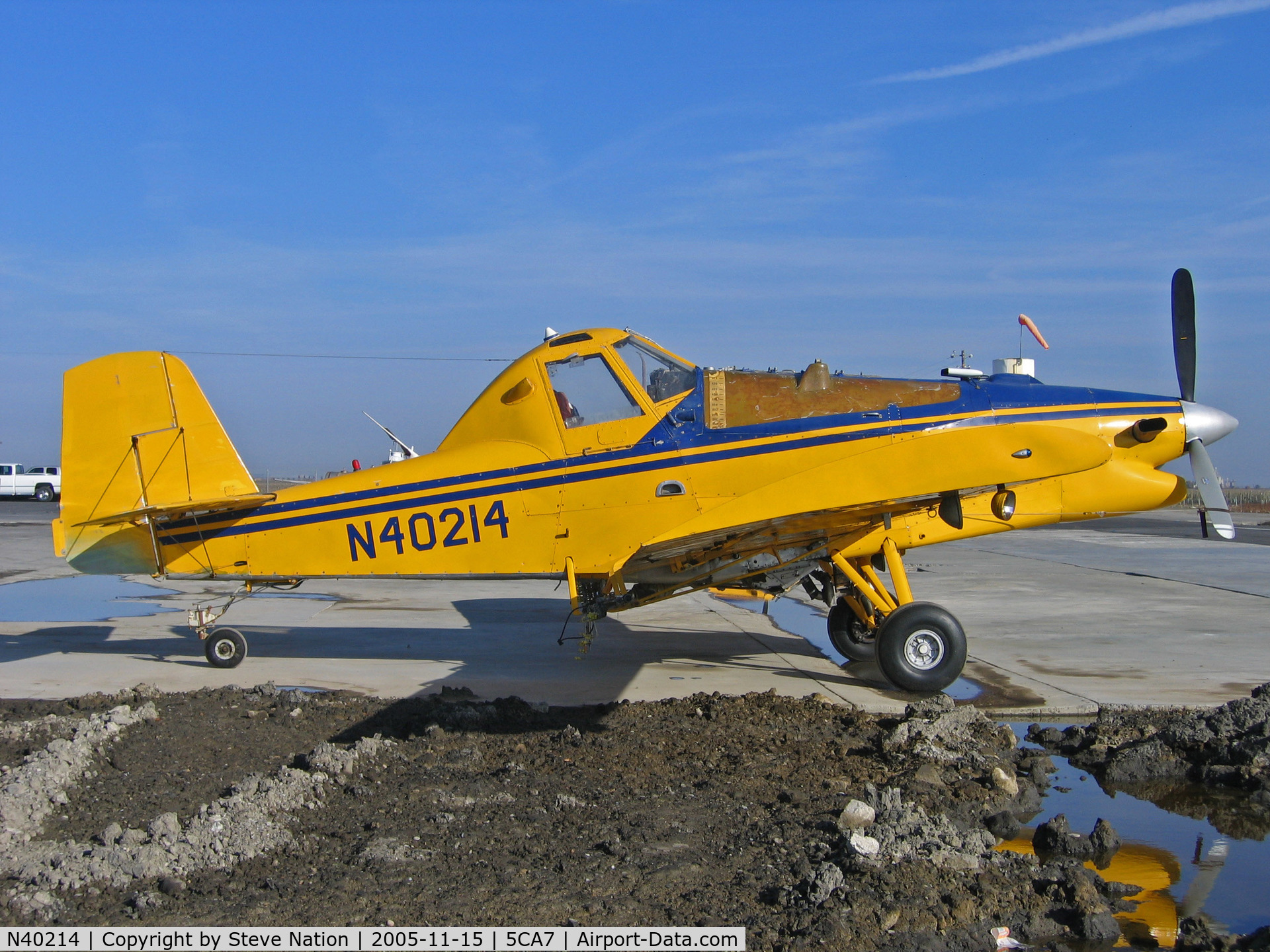 N40214, 1980 Ayres S2R-T34 Thrush C/N T34-032, American West Aviation 1980 Ayres S2T-34 rigged for spraying @ AWA airstrip NE of Five Points, CA