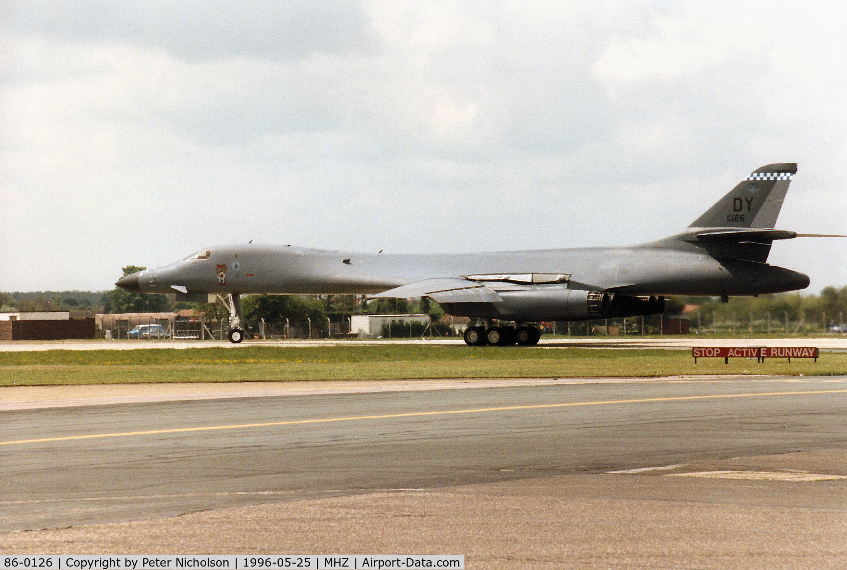 86-0126, 1986 Rockwell B-1B Lancer C/N 86, B-1B Lancer named Hungry Devil of 28th Bomb Squadron/7th Bombardment Wing joining the active runway at the 1996 RAF Mildenhall Air Fete.