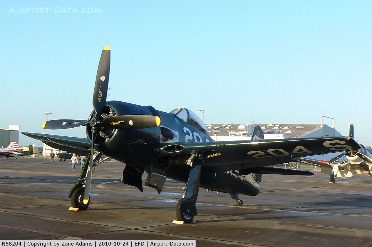 N58204, 1946 Grumman F8F-1 Bearcat C/N D.527, Rod Lewis' Bearcat At the 2010 Wings Over Houston Airshow