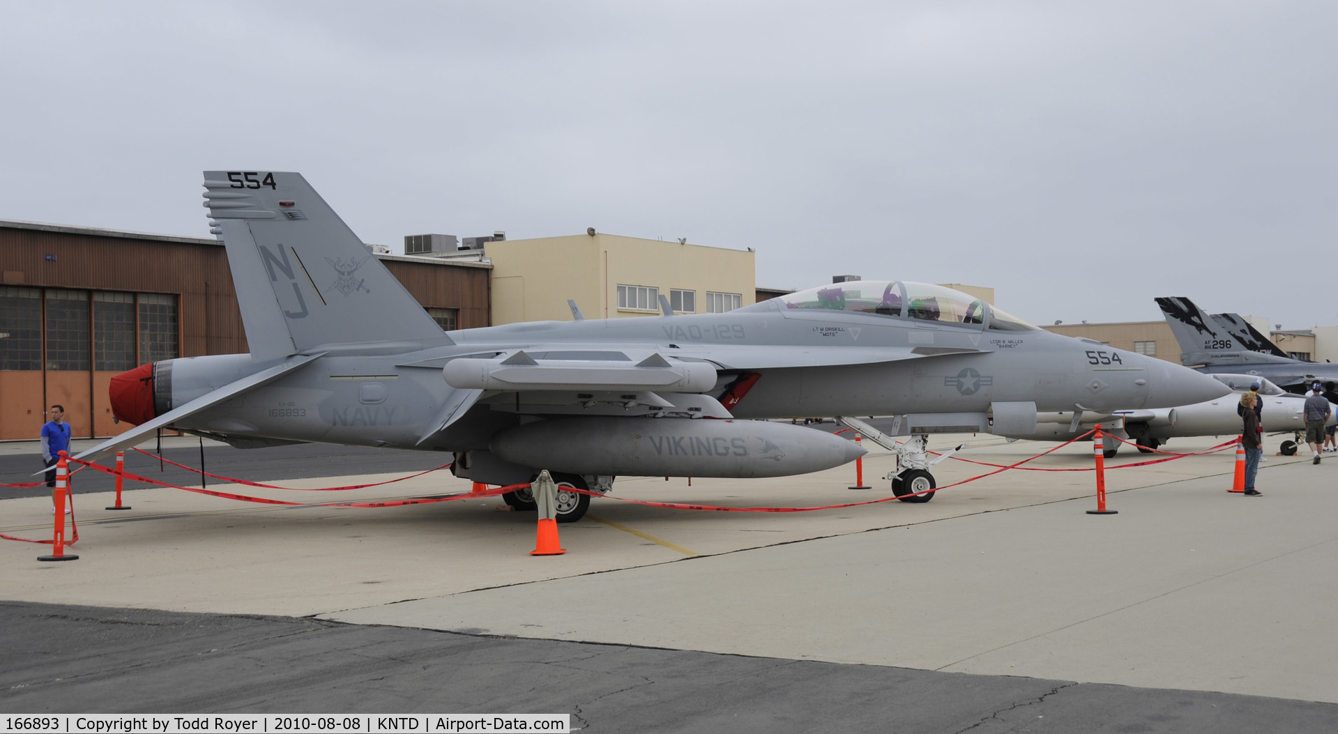 166893, Boeing EA-18G Growler C/N G-5, POINT MUGU AIRSHOW 2010