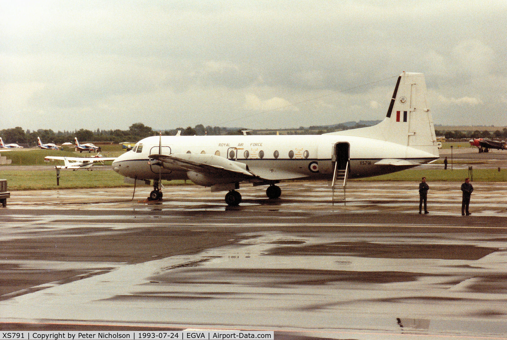 XS791, 1964 Hawker Siddeley HS-748 Andover CC2 C/N 1563, Andover CC.2, callsign Ascot 1001, of 32 Squadron at RAF Northolt on the flight-line at the 1993 Intnl Air Tattoo at RAF Fairford.