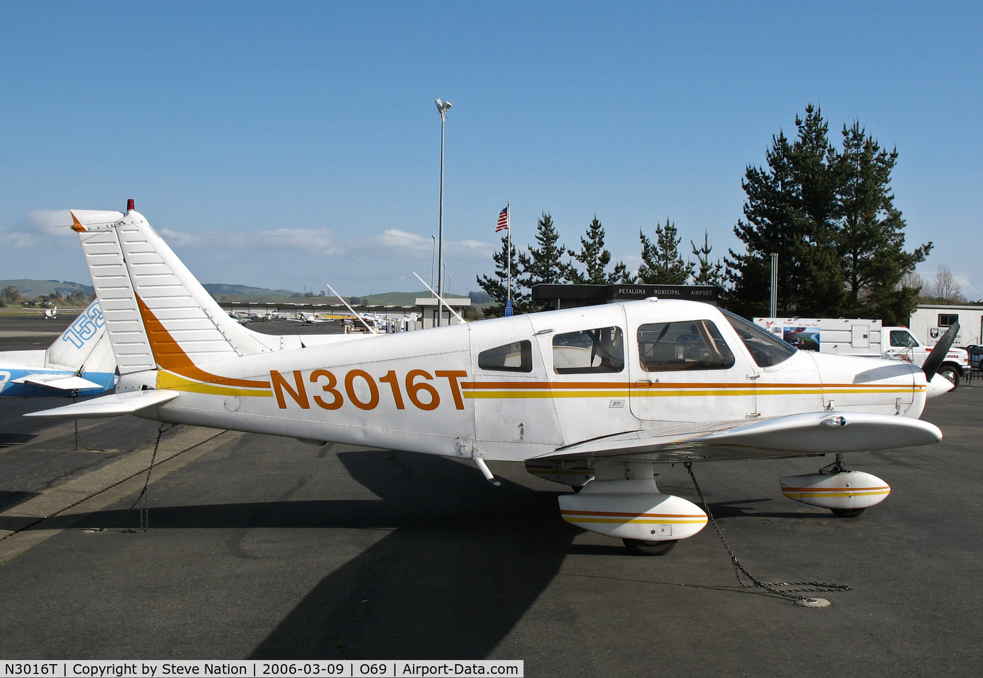 N3016T, 1979 Piper PA-28-161 C/N 28-7916298, Locally-based 1979 Piper PA-28-161 @ Petaluma, CA (with owner in Santa Maria, CA by Oct 2010)