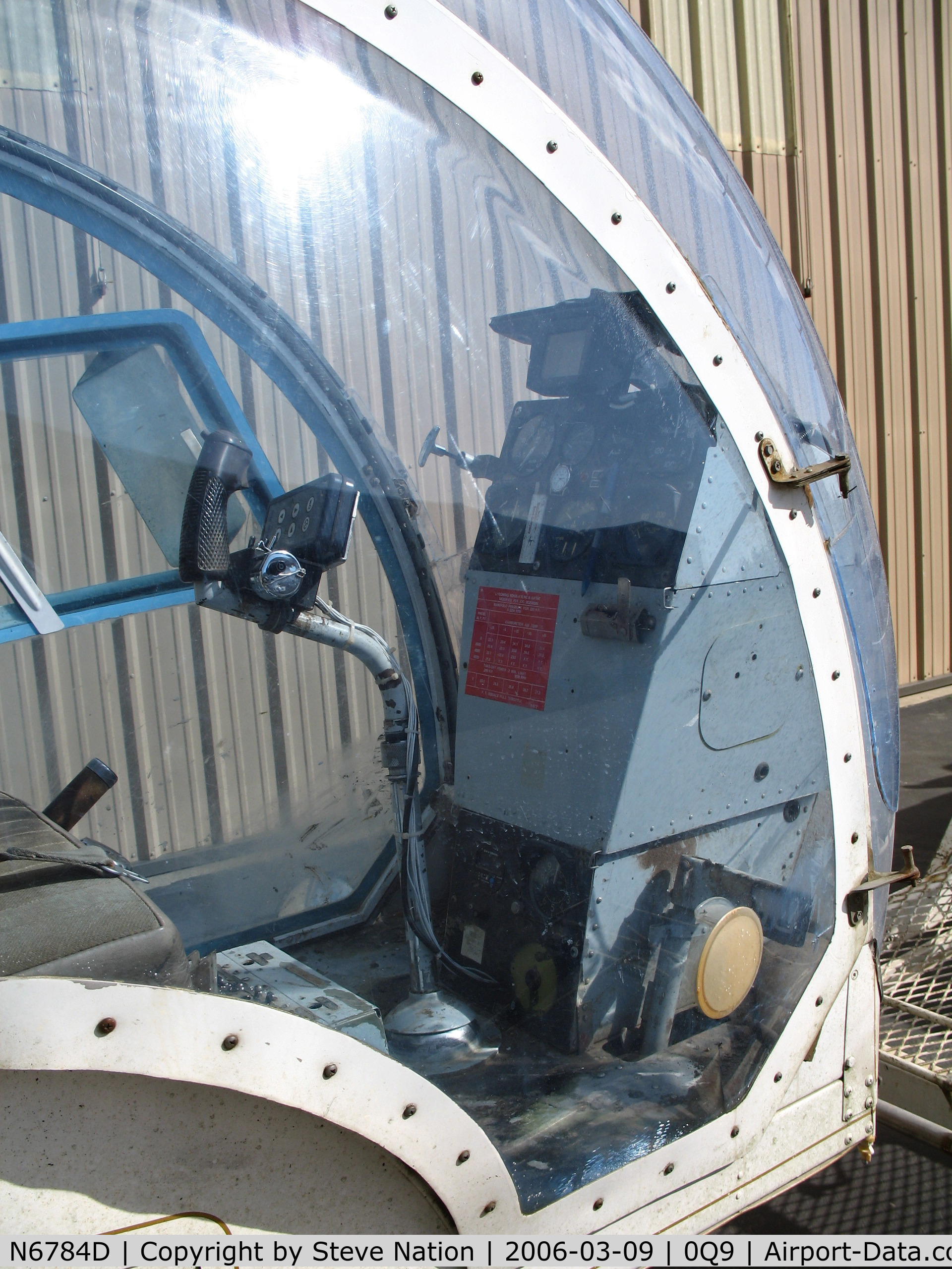 N6784D, 1960 Bell 47G-2A-1 C/N 2589, Close-up of cockpit of North Coast Helicopters 1960 Bell 47G-2A-1 Tomcat @ Sonoma Skypark, CA