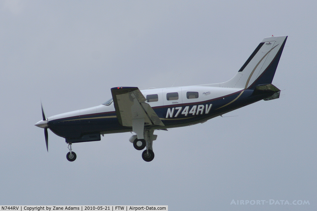 N744RV, 2003 Piper PA-46-350P Malibu Mirage C/N 4636342, At Meacham Field - Fort Worth, TX