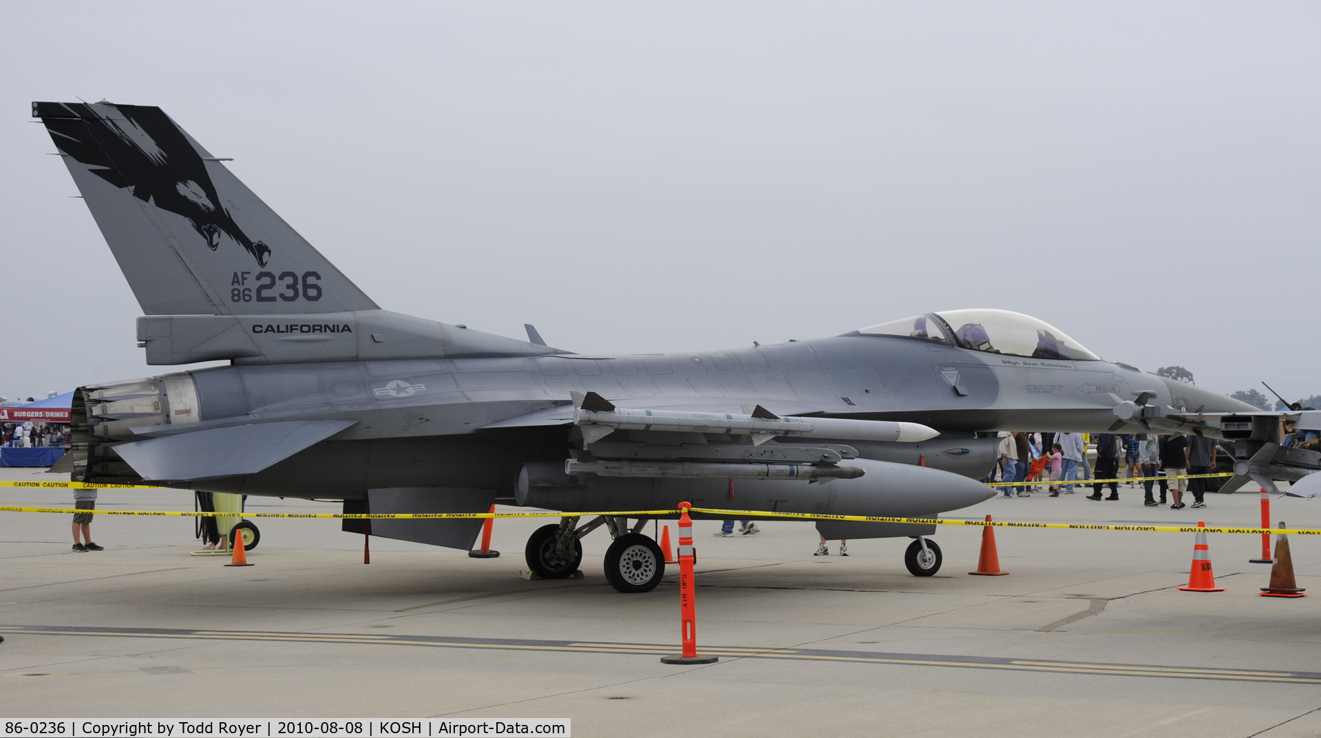 86-0236, General Dynamics F-16C Fighting Falcon C/N 5C-342, Point Mugu Airshow 2010