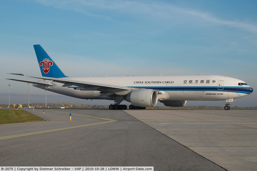 B-2075, 2009 Boeing 777-F1B C/N 37312, China Eastern Boeing 777-200