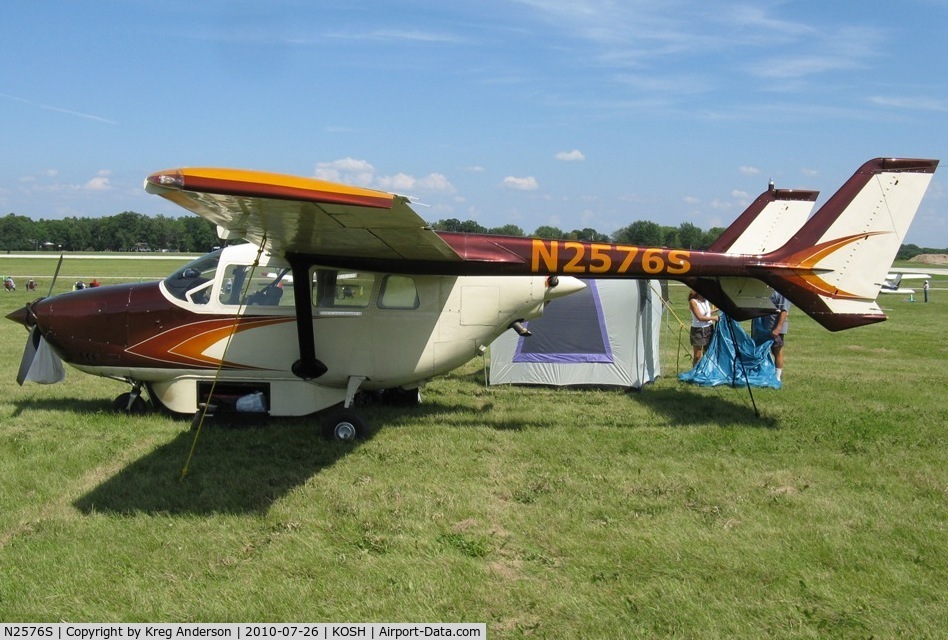 N2576S, 1968 Cessna T337C Turbo Super Skymaster C/N 337-0876, EAA AirVenture 2010