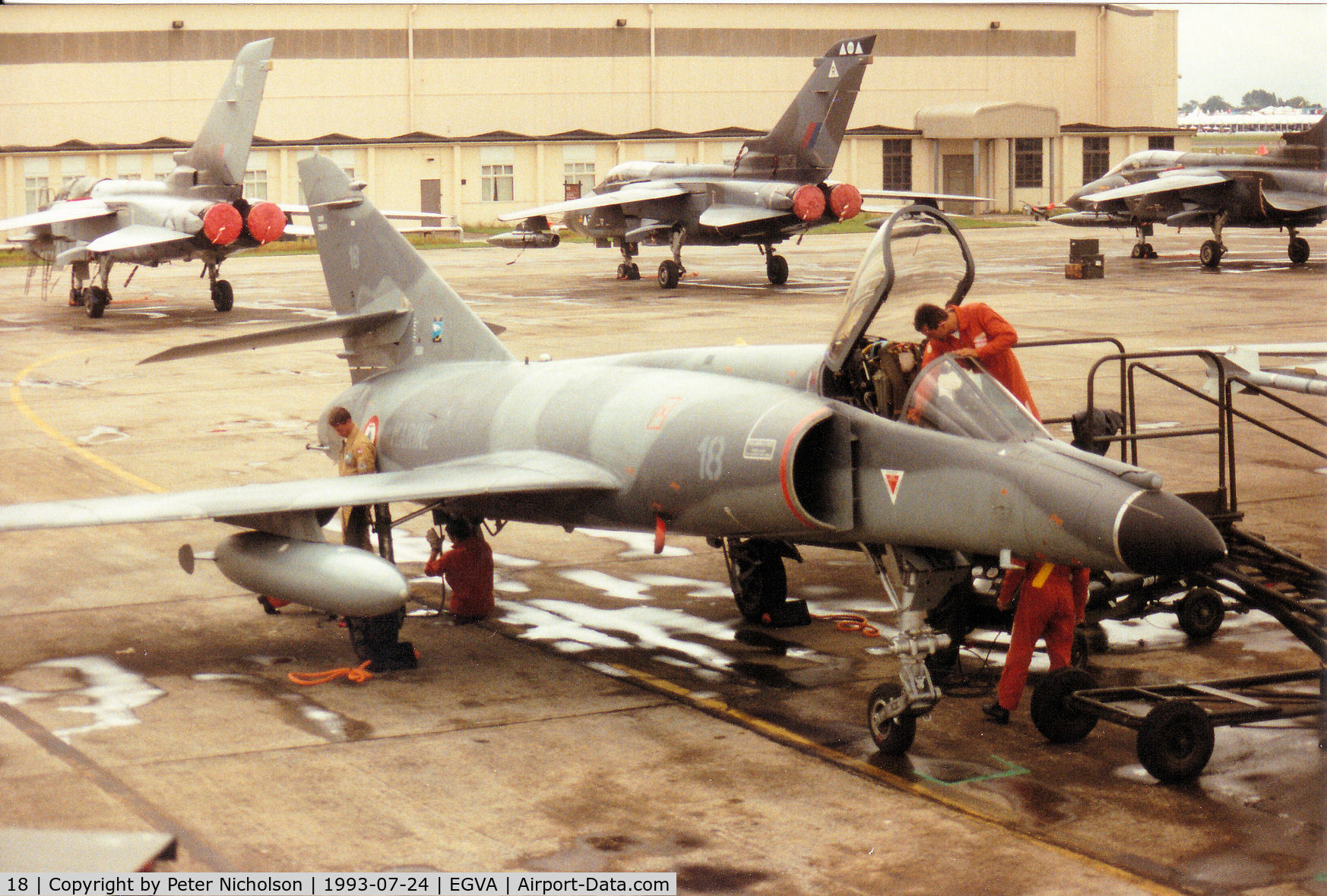 18, Dassault Super Etendard C/N 18, Super Etendard, callsign Salem Rouge, of the French Aeronavale's 59S on the flight-line at the 1993 Intnl Air Tattoo at RAF Fairford.