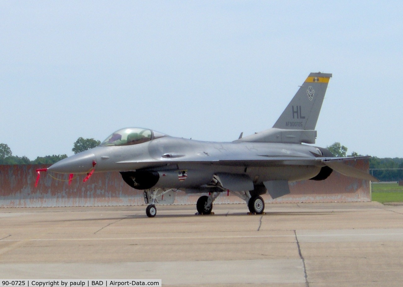 90-0725, 1990 General Dynamics F-16CG Night Falcon C/N 1C-333, At Barksdale Air Force Base.