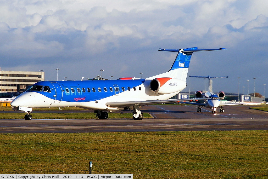 G-RJXK, 2001 Embraer ERJ-135ER (EMB-135ER) C/N 145494, BMI Regional