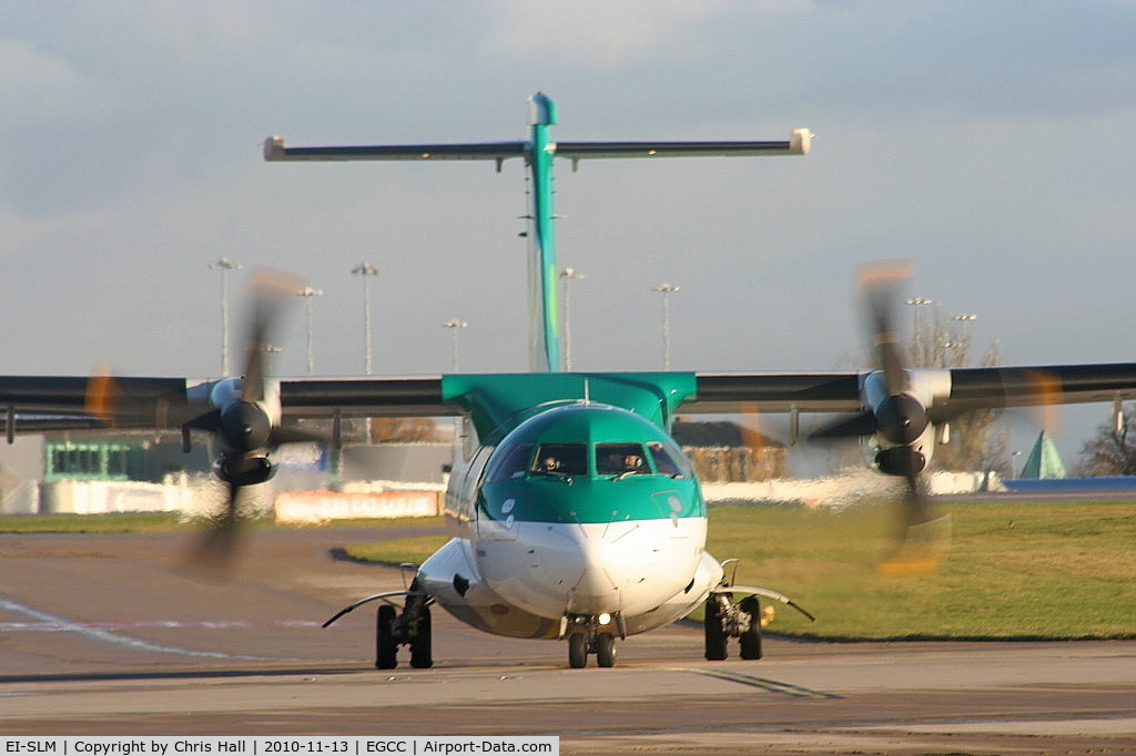 EI-SLM, 1994 ATR 72-212 C/N 413, Aer Lingus regional ATR72 taxing to the RW23L threshold