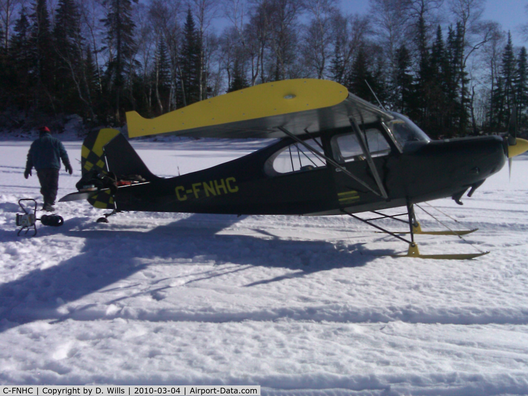 C-FNHC, 1946 Aeronca 7AC Champion C/N 7AC 6483, Fishing in northern Alberta