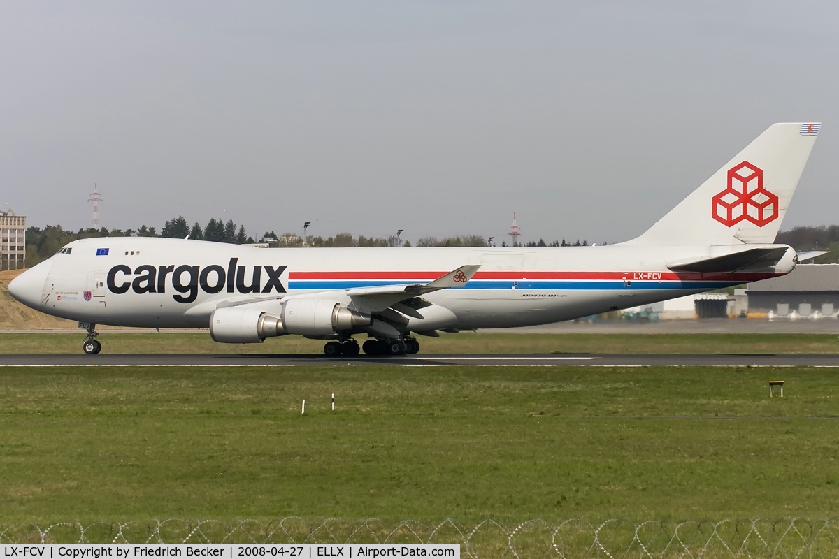 LX-FCV, 1993 Boeing 747-4R7F C/N 25866, departure via RW24