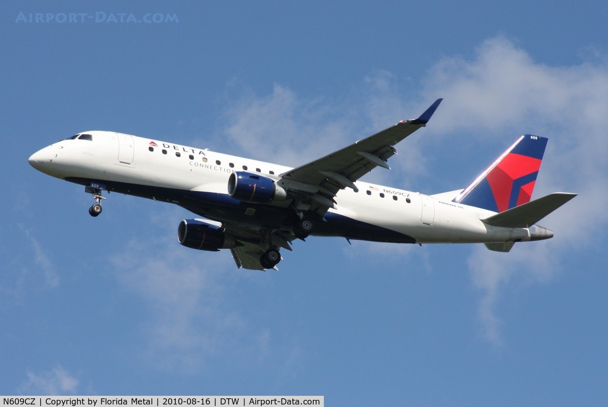 N609CZ, 2007 Embraer 175LR (ERJ-170-200LR) C/N 17000197, Delta ERJ 175