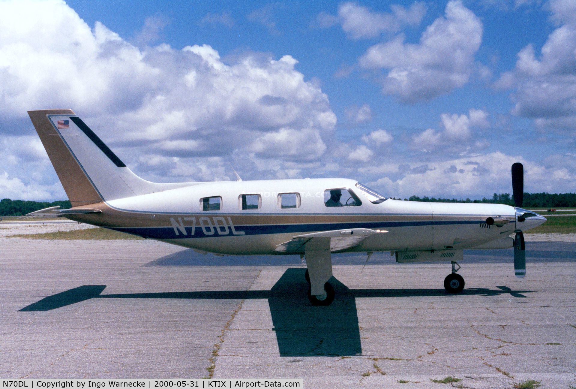 N70DL, 1985 Piper PA-46-310P Malibu C/N 46-8608001, Piper PA-46-310P Malibu at Titusville airfield