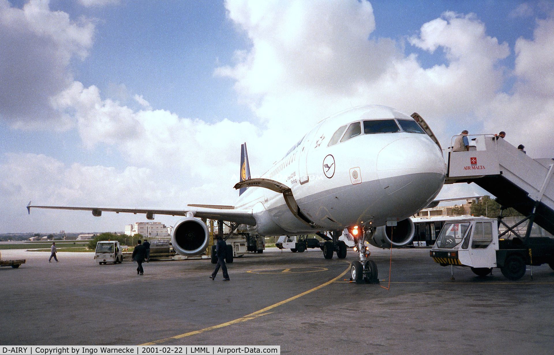 D-AIRY, 1998 Airbus A321-131 C/N 0901, Airbus A321-131 of Lufthansa at Luqa airport, Malta