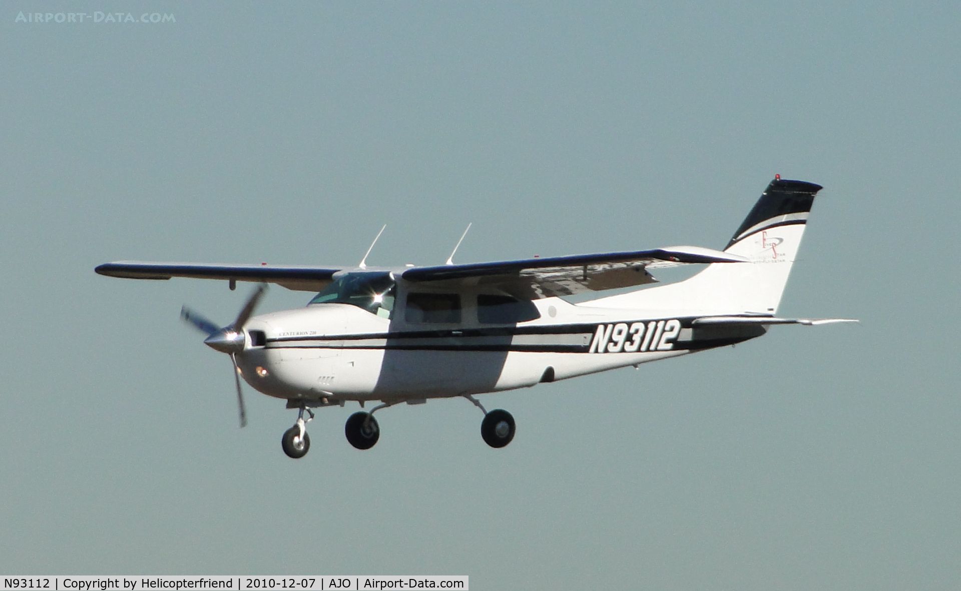 N93112, 1974 Cessna 210L Centurion C/N 21060267, On final to runway 25