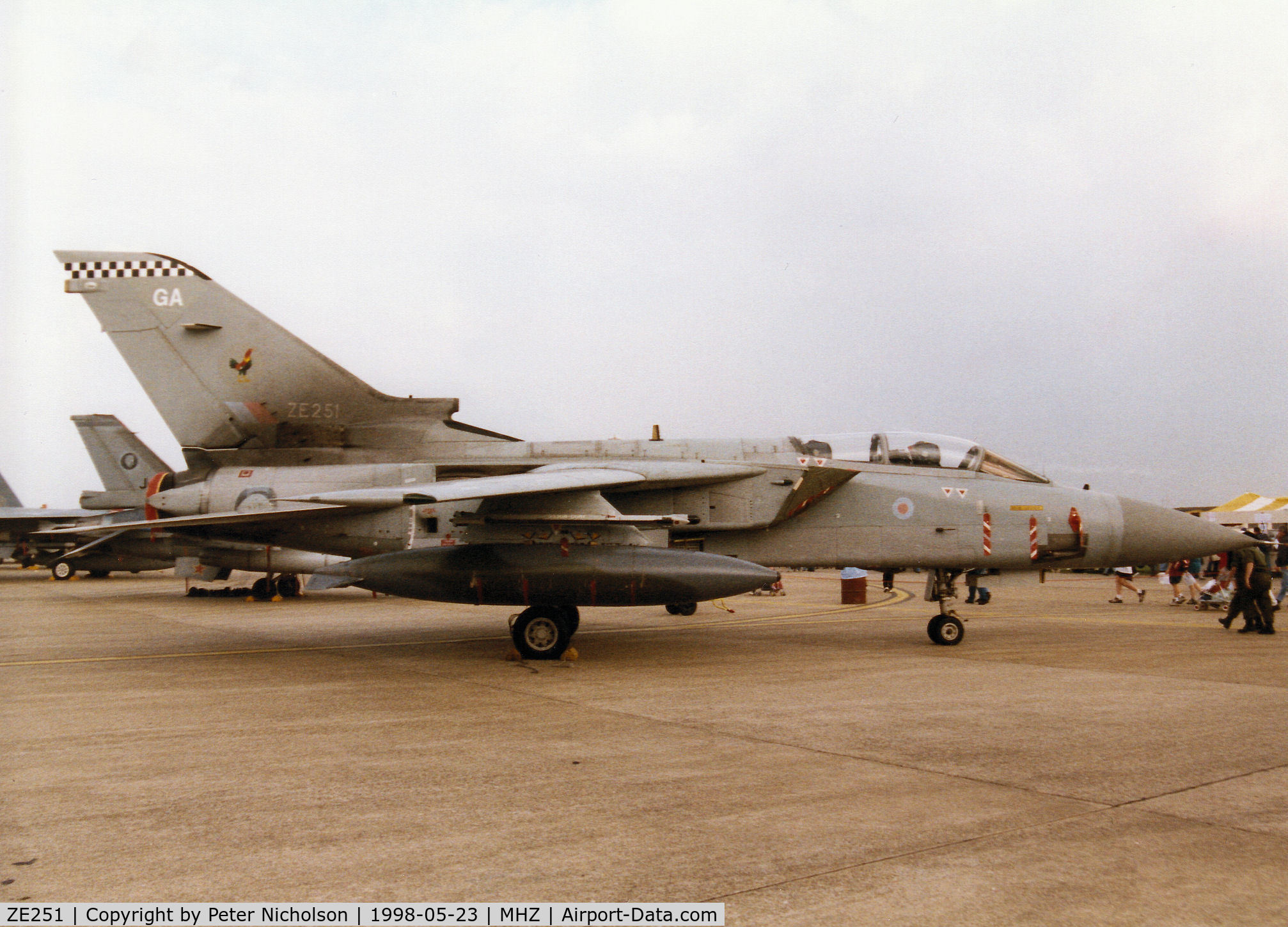ZE251, 1987 Panavia Tornado F.3 C/N AS029/593/3265, Tornado F.3 of 43 Squadron based at RAF Leuchars on display at the 1998 RAF Mildenhall Air Fete.