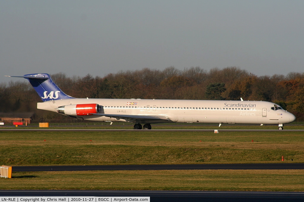 LN-RLE, 1985 McDonnell Douglas MD-82 (DC-9-82) C/N 49382, Scandinavian MD-82 departing from RW05L