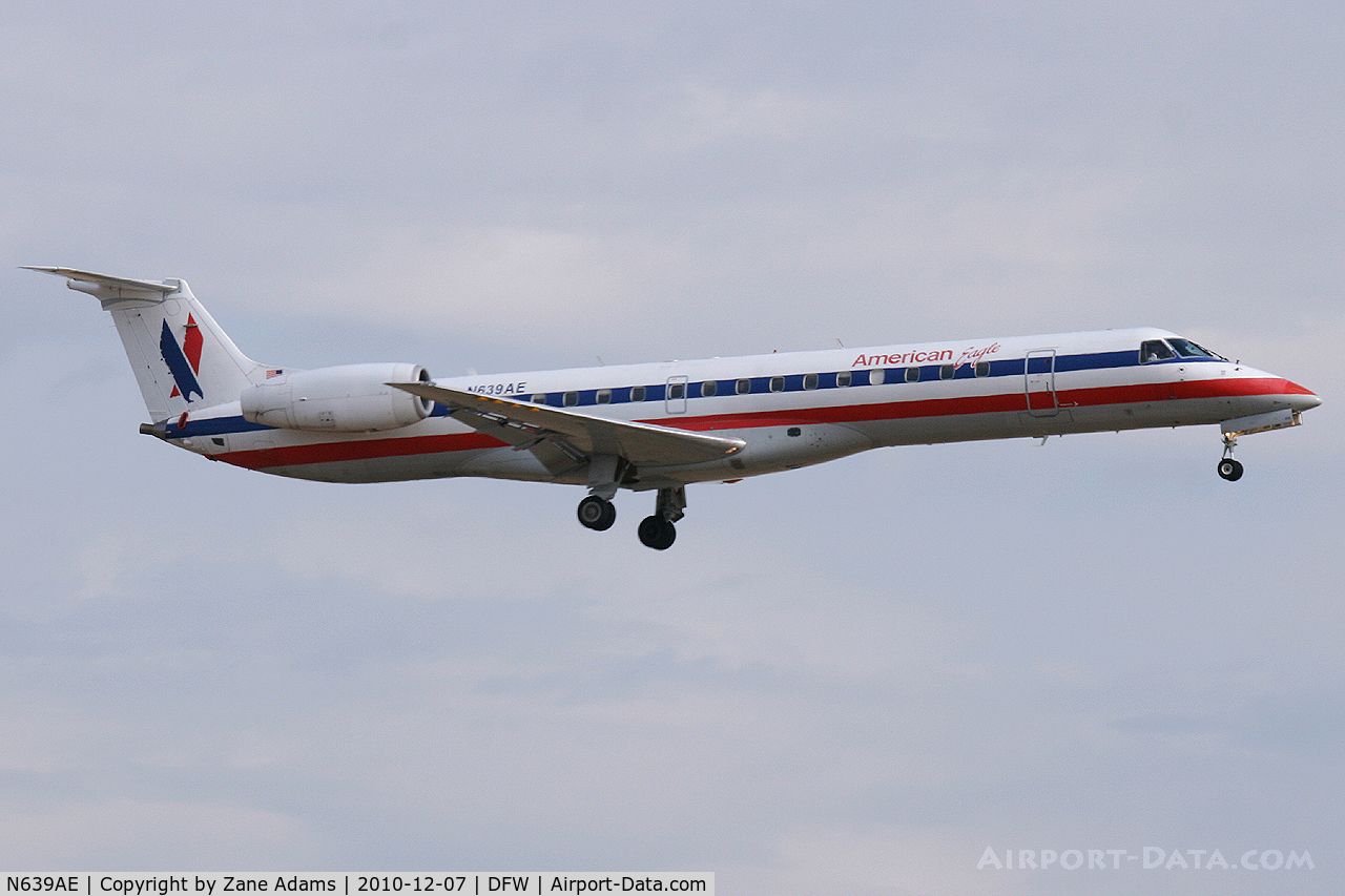 N639AE, 1999 Embraer ERJ-145LR (EMB-145LR) C/N 145182, American Eagle landing at DFW Airport, TX