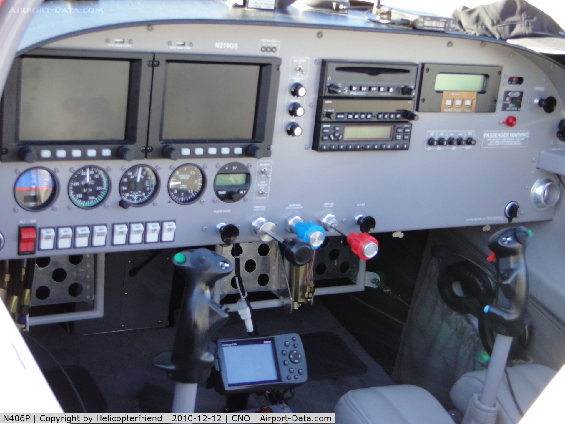 N406P, Vans RV-7 C/N 72839, Cockpit area