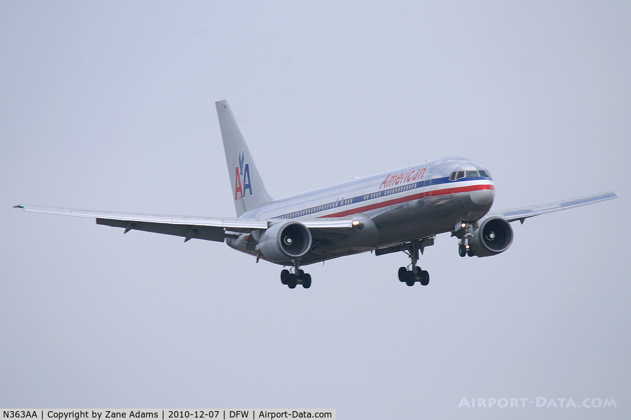 N363AA, 1988 Boeing 767-323 C/N 24044, American Airlines landing at DFW Airport - TX