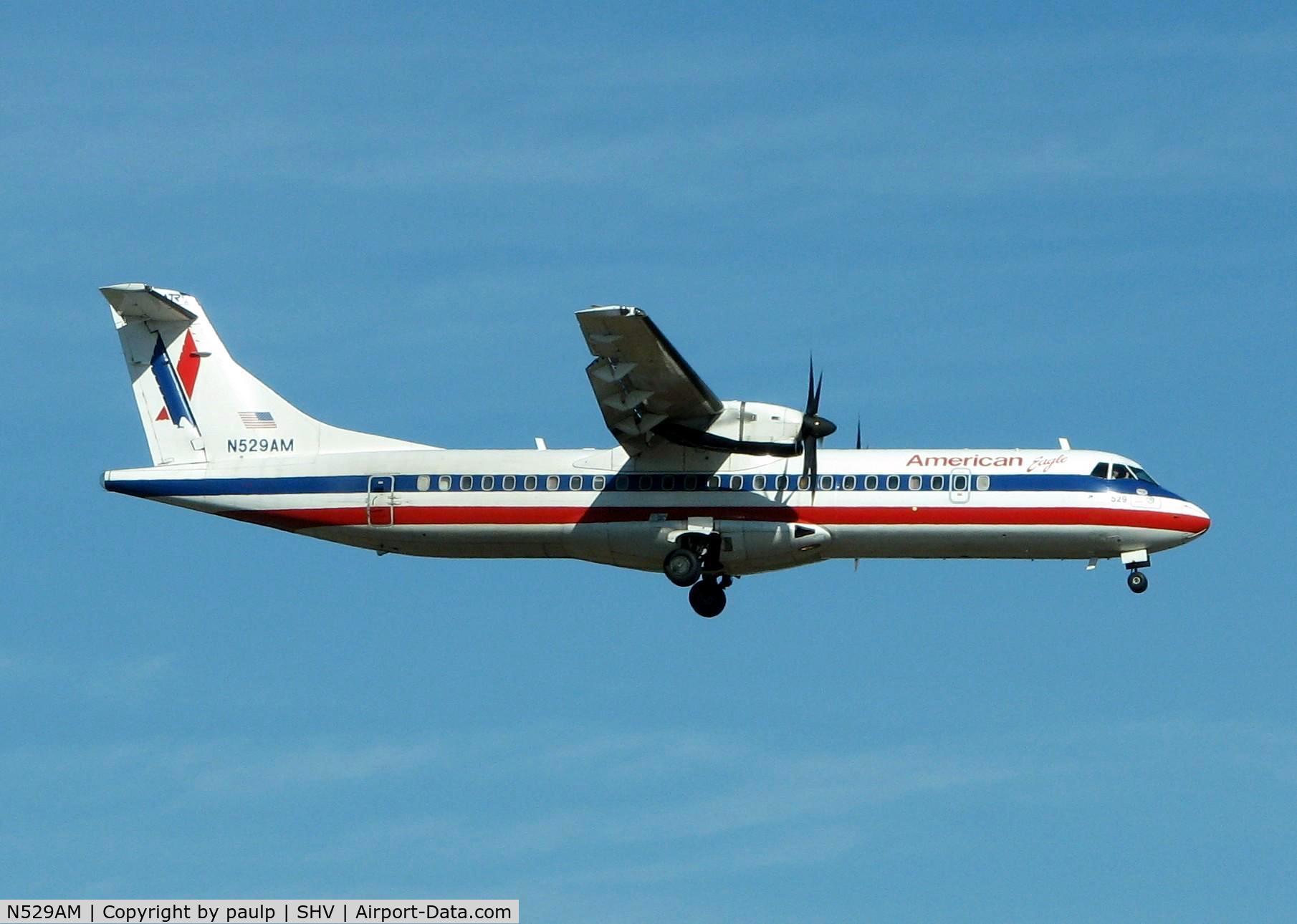 N529AM, 1997 ATR 72-212A C/N 529, Landing on 14 at Shreveport Regional.