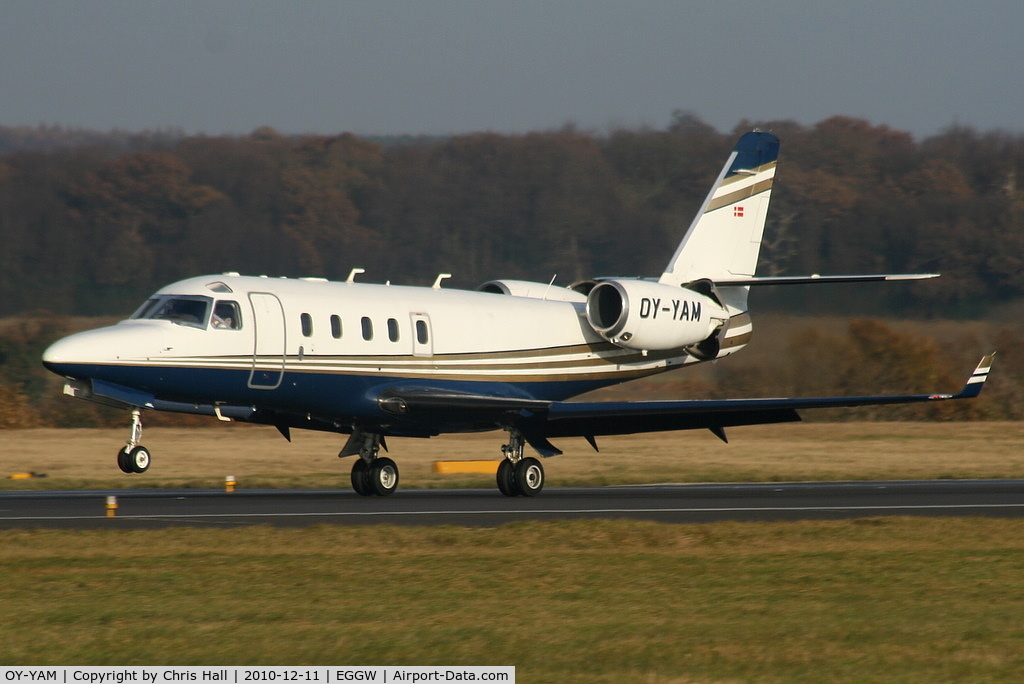 OY-YAM, 1999 Israel Aircraft Industries IAI-1125A Astra SPX C/N 111, Air Alpha Astra SPX landing on RW26