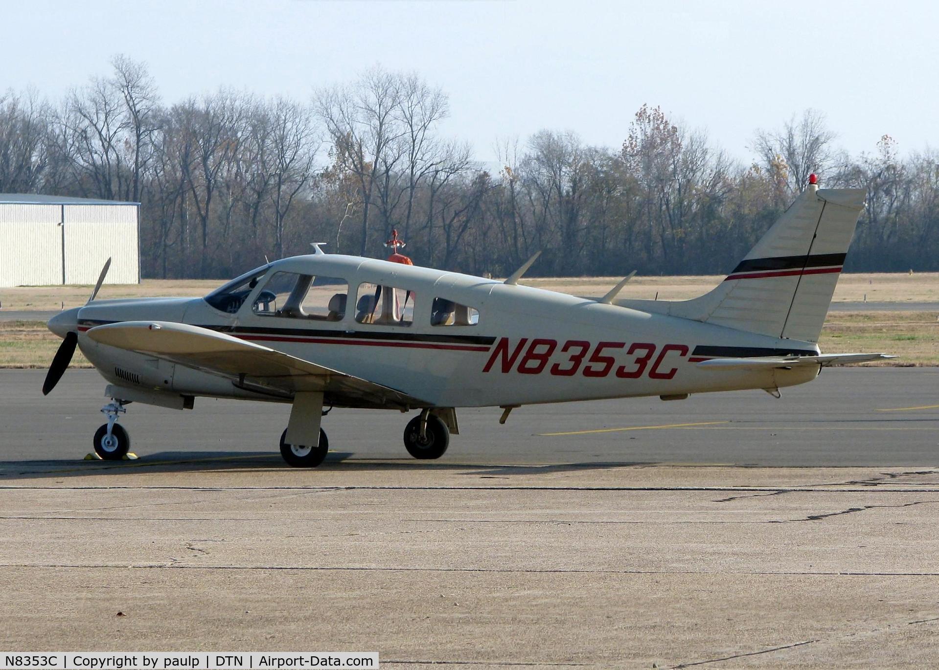 N8353C, 1976 Piper PA-28R-200 Cherokee Arrow C/N 28R-7635152, At Downtown Shreveport.