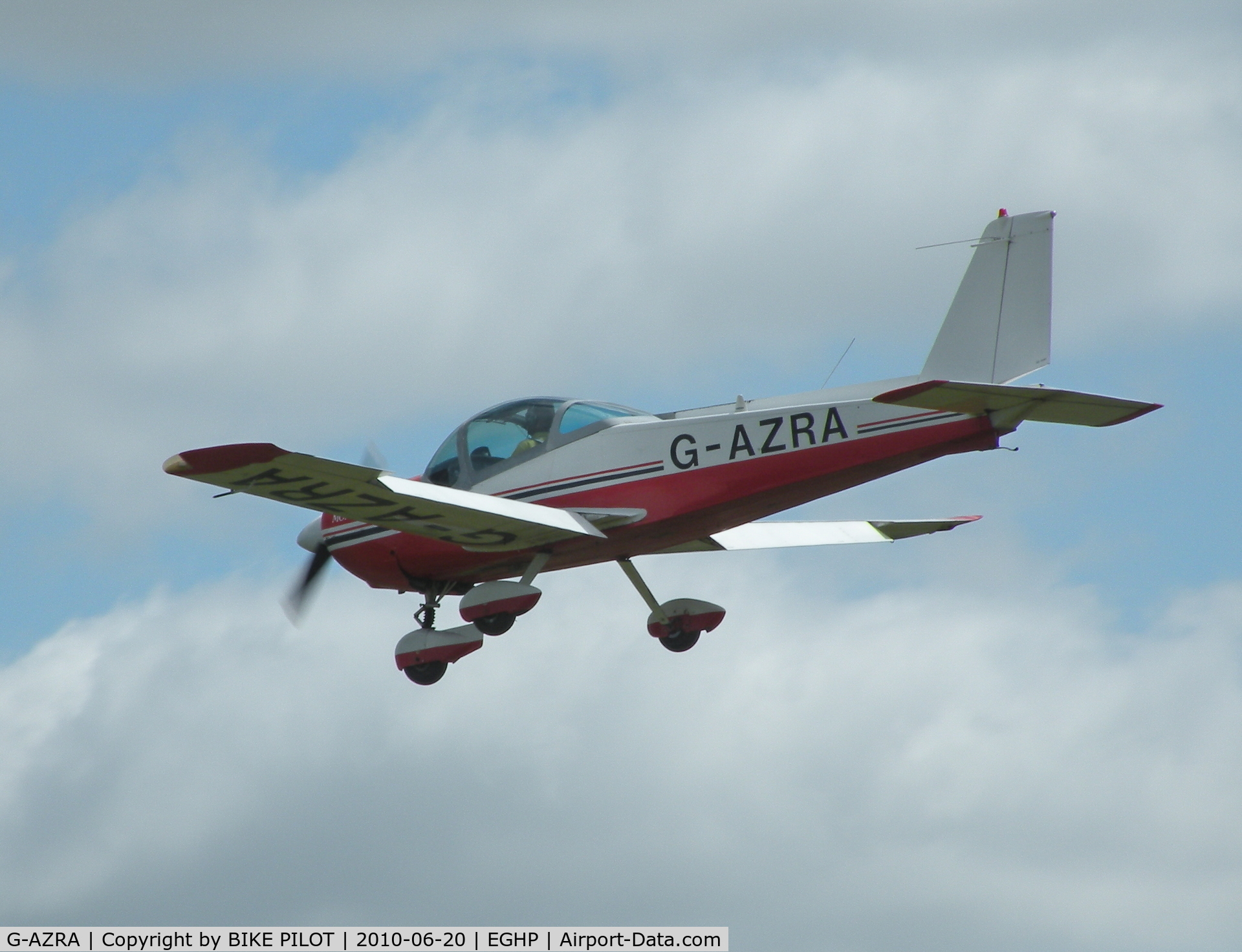 G-AZRA, 1972 Bolkow Bo-209 Monsun C/N 192, Finals for rwy 03