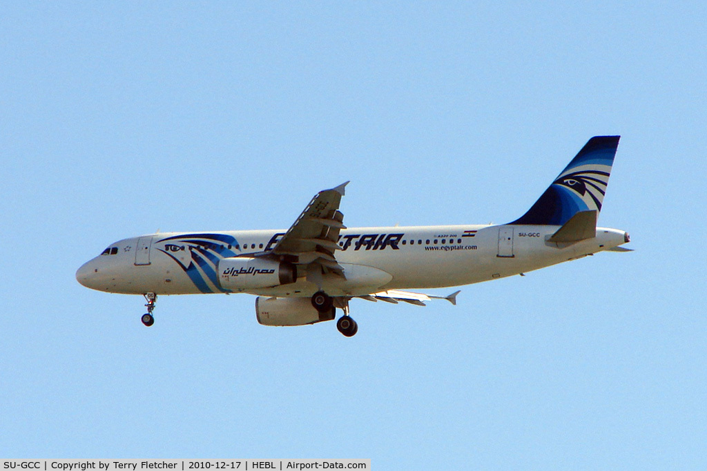 SU-GCC, 2003 Airbus A320-232 C/N 2088, Airbus A320-232, c/n: 2088 of Egyptair on approach to Abu Simbel