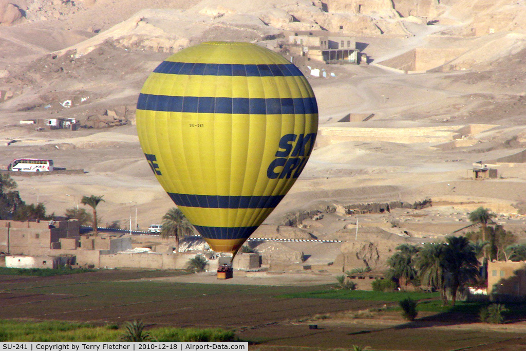 SU-241, , Egyptian Balloon over Luxor West Bankl SU-261