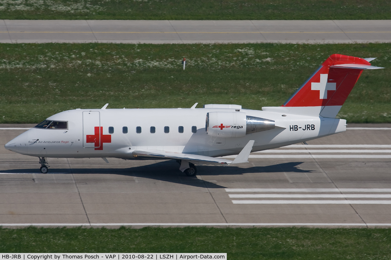 HB-JRB, 2002 Bombardier Challenger 604 (CL-600-2B16) C/N 5530, Swiss Air-Ambulance