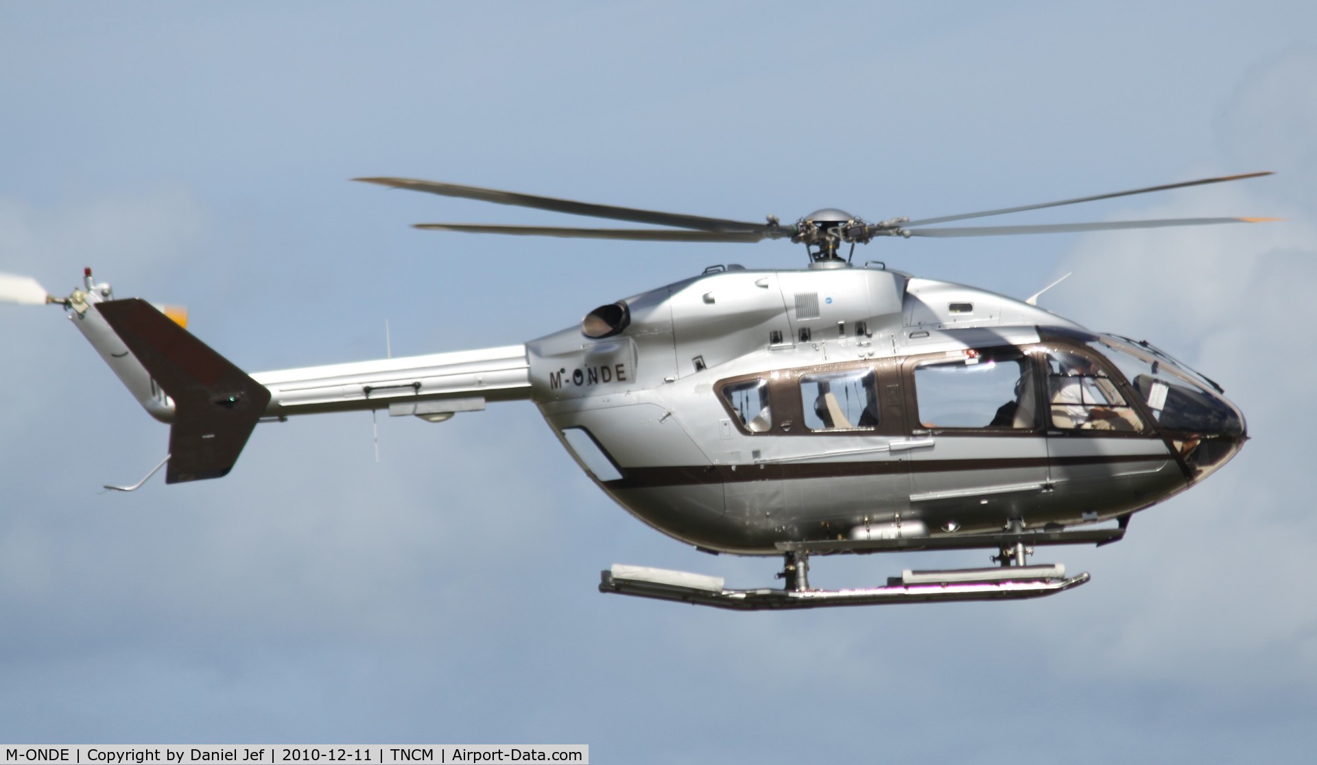 M-ONDE, 2004 Eurocopter-Kawasaki BK-117C-2 C/N 9052, M-ONDE departing TNCM
