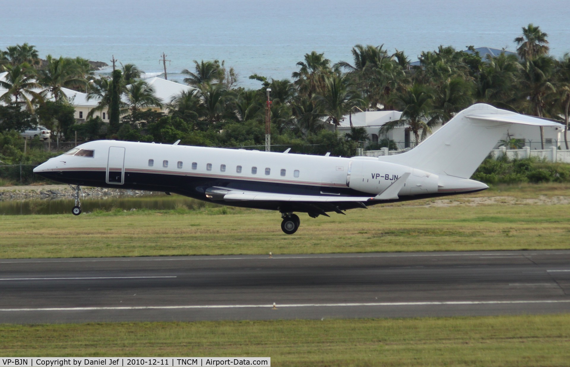 VP-BJN, 2007 Bombardier BD-700-1A11 Global 5000 C/N 9273, VP-BJN landing at TNCM runway 10
