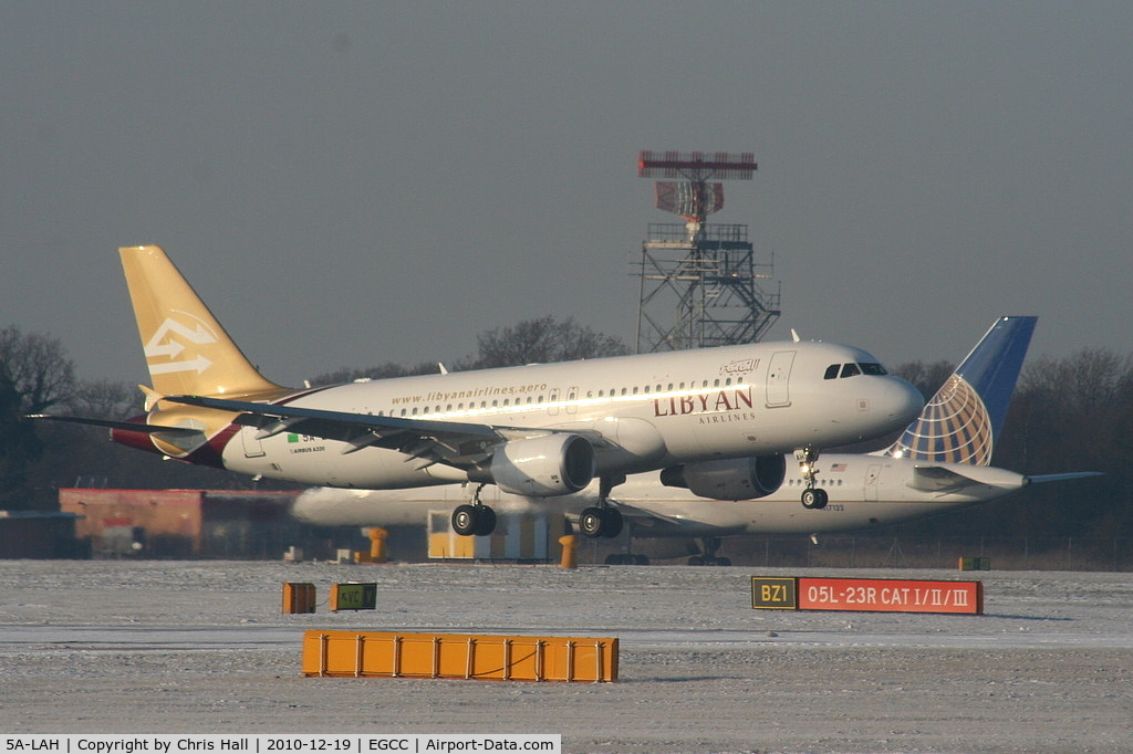 5A-LAH, 2010 Airbus A320-214 C/N 4405, Libyan Airways A320 landing on RW05L