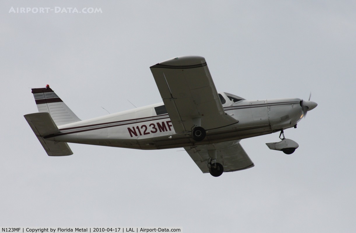 N123MF, 1968 Piper PA-32-260 Cherokee Six C/N 32-1069, PA-32-260